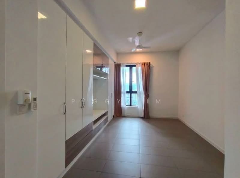 Kondominium untuk Dijual di Seri Riana Residence - Peggy Lim - Bedroom - PropertyGuru.com.my