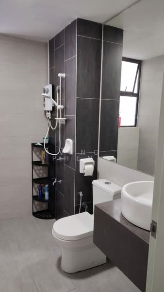 Condominium for Rent at Admiral Residences - Vinc Pheng - Bathroom - PropertyGuru.com.my
