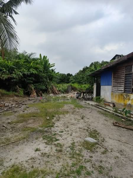 Agricultural Land for Sale in Kampung Tanjung Layang (Tanjong Sepat) - Shahidan Ismail - Exterior - PropertyGuru.com.my