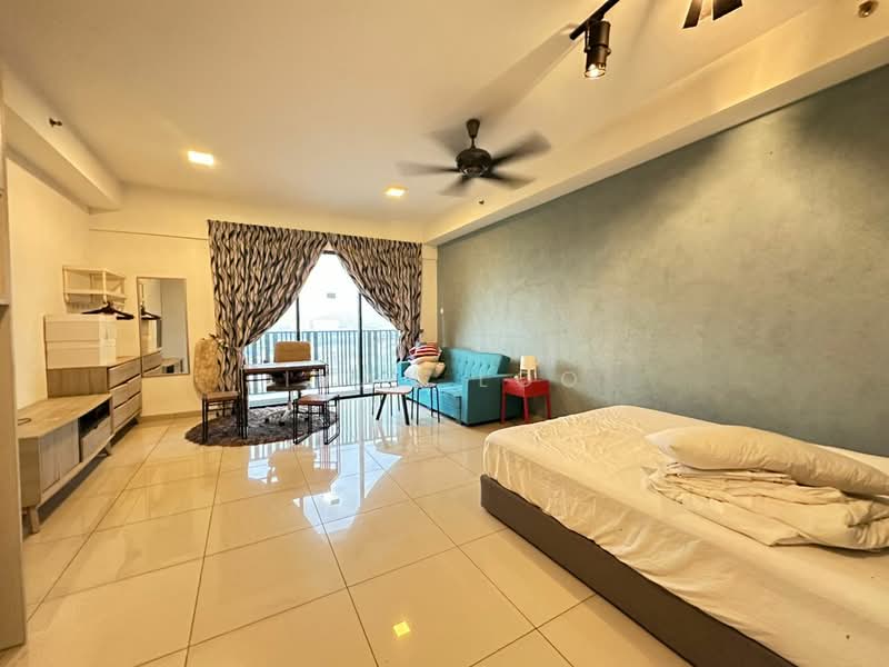 Servis Apartment untuk Disewa di i-SOHO @ i-City - Ivan Loo - Living Room - PropertyGuru.com.my