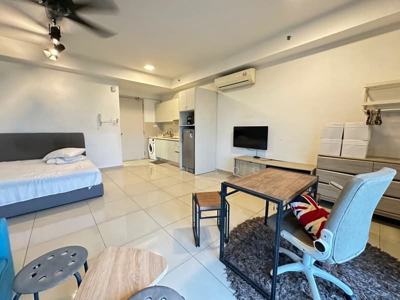 Servis Apartment untuk Disewa di i-SOHO @ i-City - Ivan Loo - Bedroom - PropertyGuru.com.my