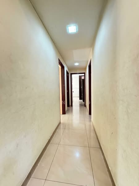 Condominium for Sale at Vista Komanwel A - Ben Ng - Corridor - PropertyGuru.com.my