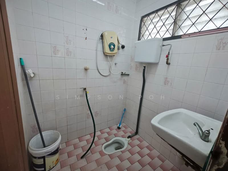 1-storey Terraced House for Sale in Taman Ungku Tun Aminah (Skudai) - Simpson Poh - PropertyGuru.com.my
