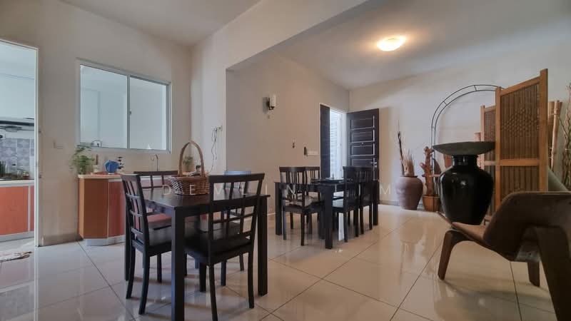 Kondominium untuk Dijual di Surin Condominium - Devlin Lim - Dining Room - PropertyGuru.com.my