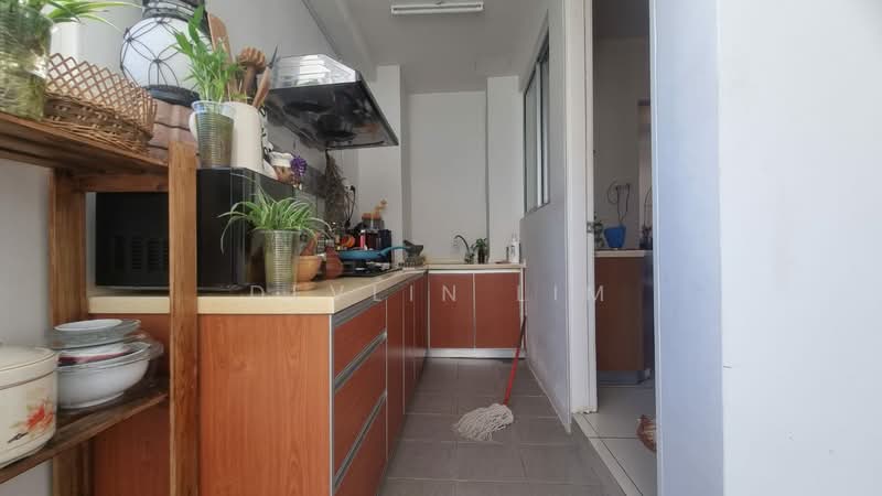 Kondominium untuk Dijual di Surin Condominium - Devlin Lim - Kitchen - PropertyGuru.com.my