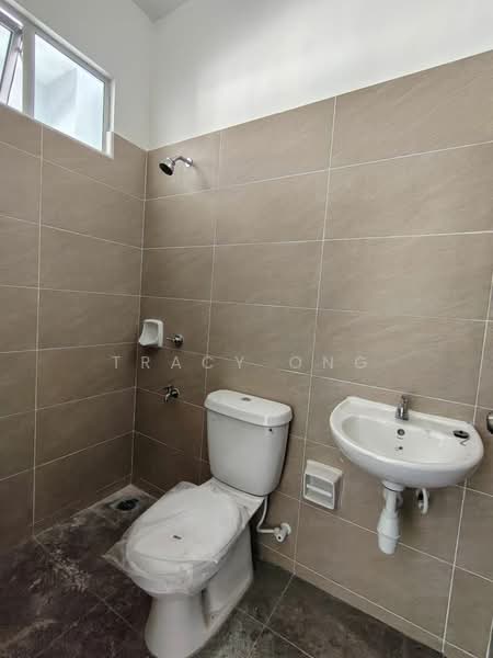 2-storey Terraced House for Rent in Bandar Dato Onn (Tebrau) - Tracy Ong - Bathroom - PropertyGuru.com.my