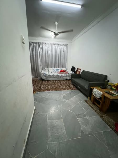 2-storey Terraced House for Rent in BANDAR PUCHONG JAYA (Puchong) - Joey Wong - Living Room - PropertyGuru.com.my