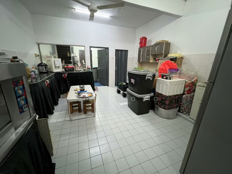 2-storey Terraced House for Rent in BANDAR PUCHONG JAYA (Puchong) - Joey Wong - Kitchen - PropertyGuru.com.my