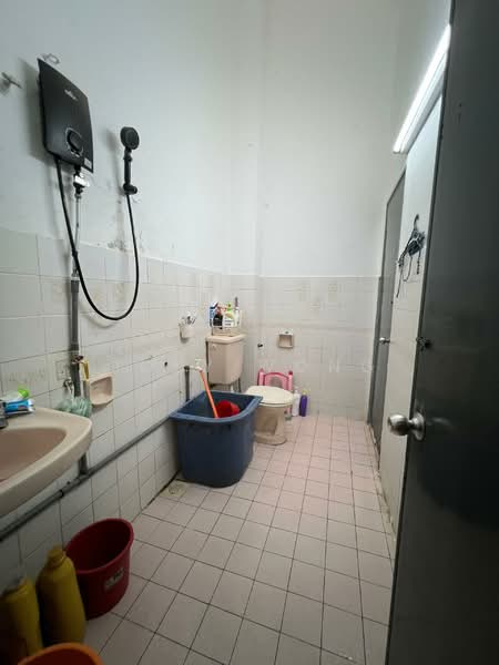 2-storey Terraced House for Rent in BANDAR PUCHONG JAYA (Puchong) - Joey Wong - Bathroom - PropertyGuru.com.my