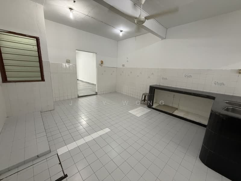 2-storey Terraced House for Rent in BANDAR PUCHONG JAYA (Puchong) - Joey Wong - Kitchen - PropertyGuru.com.my