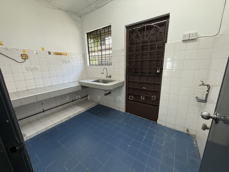 2-storey Terraced House for Rent in BANDAR PUCHONG JAYA (Puchong) - Joey Wong - Kitchen - PropertyGuru.com.my