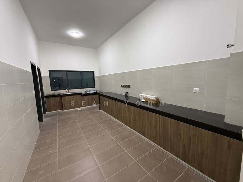 Rumah Teres 3 Tingkat untuk Disewa di Selayang (Selangor) - Sean Yong - Kitchen - PropertyGuru.com.my