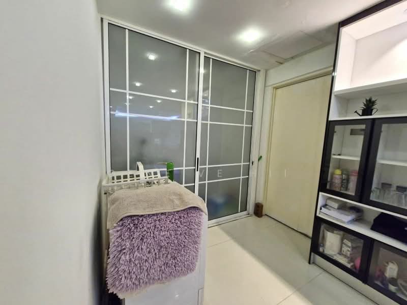3-storey Terraced House for Sale in Taman Tasik Damai (Sungai Besi) - Geneive Hii - PropertyGuru.com.my