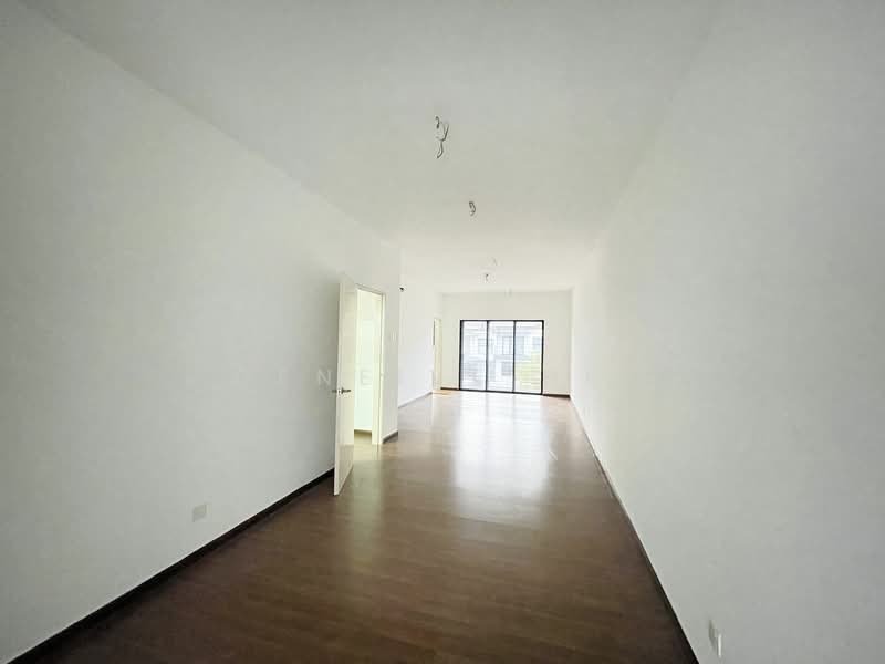 3-storey Terraced House for Sale in Taman Tasik Damai (Sungai Besi) - Geneive Hii - PropertyGuru.com.my
