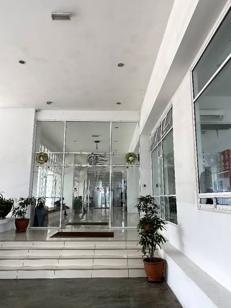 Condominium for Rent at Imperial Residence - Tommy Wong Phang - Entrance - PropertyGuru.com.my