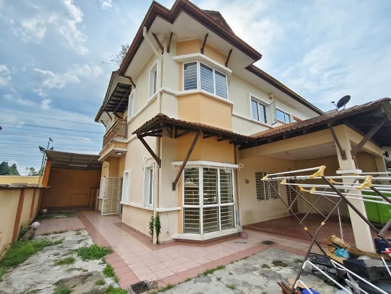 Rumah Berkembar untuk Dijual di Petaling Jaya (Selangor) - Tom Yip - Exterior - PropertyGuru.com.my