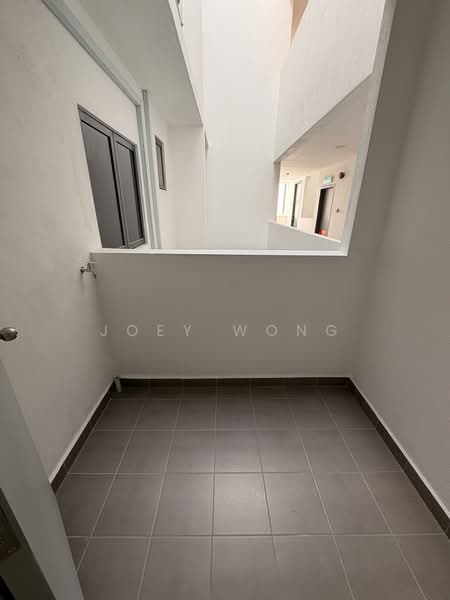 Servis Apartment untuk Disewa di MIRA at Shorea Park - Joey Wong - Corridor - PropertyGuru.com.my