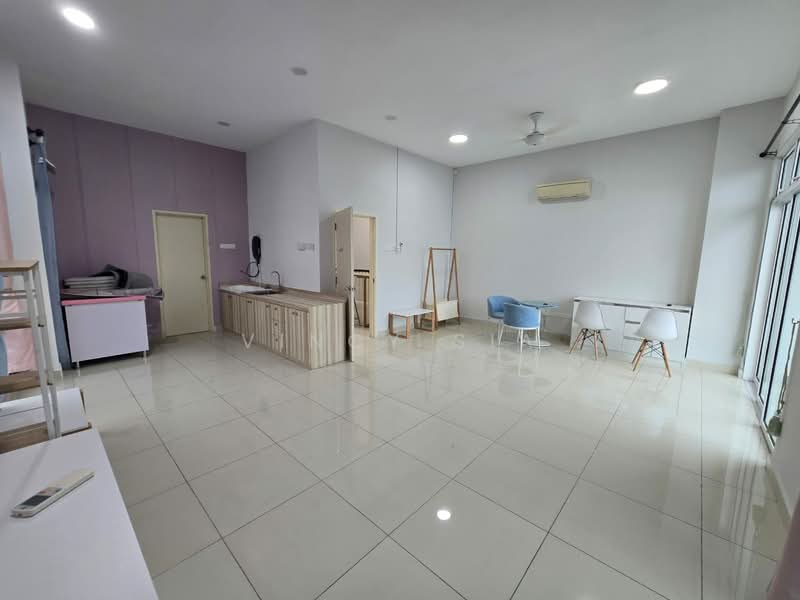 Rumah Kluster untuk Dijual di Taman Nusa Sentral (Iskandar Puteri (Nusajaya)) - Vincy Sia - Living Room - PropertyGuru.com.my
