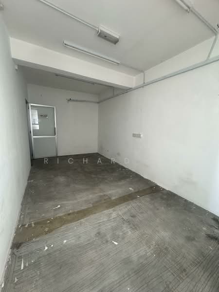 Shop / Office for Sale in Taman Mutiara (Jelutong) - Richard Oo - PropertyGuru.com.my