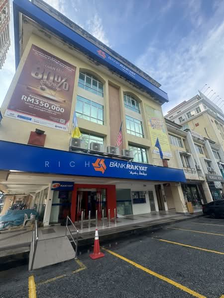 Shop / Office for Sale in Taman Mutiara (Jelutong) - Richard Oo - PropertyGuru.com.my