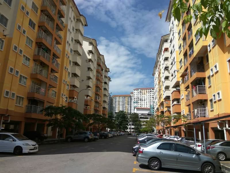 Apartment for Rent at Serdang Villa Apartment - Samuel Lay - Exterior - PropertyGuru.com.my