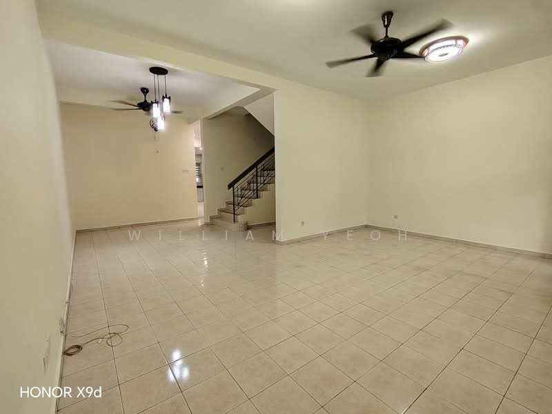 2-storey Terraced House for Sale in Bandar Bukit Tinggi 2 (Klang) - William Yeoh - Living Room - PropertyGuru.com.my