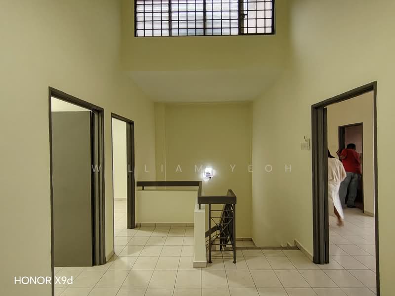 2-storey Terraced House for Sale in Bandar Bukit Tinggi 2 (Klang) - William Yeoh - Corridor - PropertyGuru.com.my