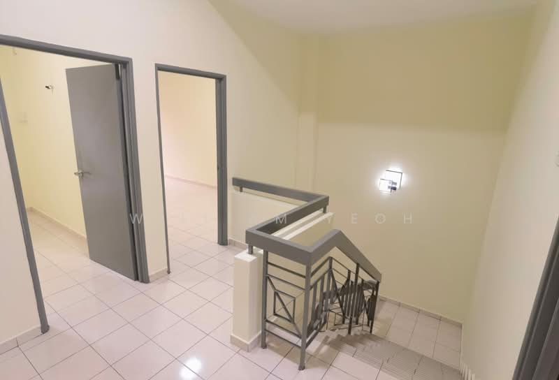2-storey Terraced House for Sale in Bandar Bukit Tinggi 2 (Klang) - William Yeoh - Corridor - PropertyGuru.com.my