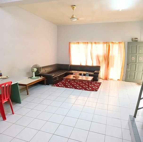 2-storey Terraced House for Sale in Bandar Armada Putra (Klang) - M. Sundram - Living Room - PropertyGuru.com.my
