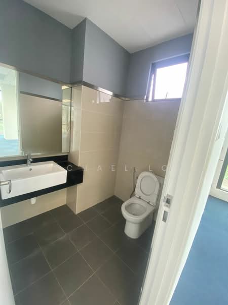 Office for Rent in Taman Desa (Kuala Lumpur) - Michael Loh - Bathroom - PropertyGuru.com.my