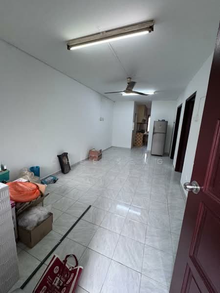 Rumah Flat untuk Disewa di Seksyen 2 Wangsa Maju Flat - Chee Seng - Living Room - PropertyGuru.com.my