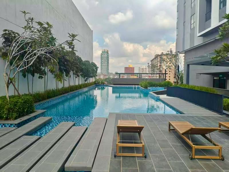 Service Residence for Rent at SWNK Houze @ BBCC - Tom Ip - Exterior - PropertyGuru.com.my