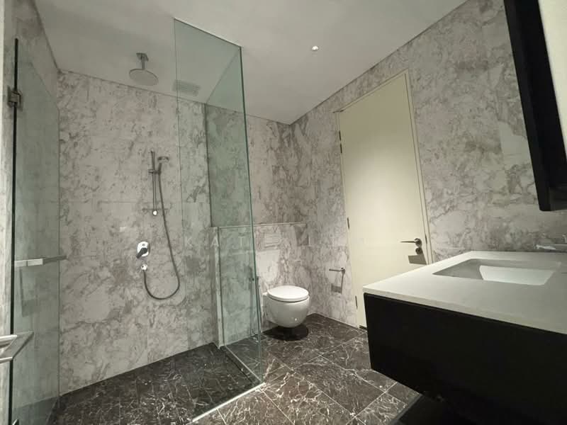Servis Apartment untuk Disewa di SO Sofitel Kuala Lumpur Residences - Kate Lim - Bathroom - PropertyGuru.com.my