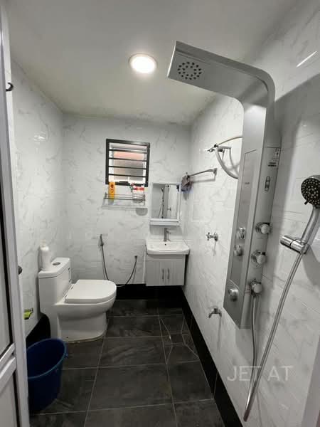 2-storey Terraced House for Sale in Bukit Raja (Selangor) - Joanne Lim - Bathroom - PropertyGuru.com.my