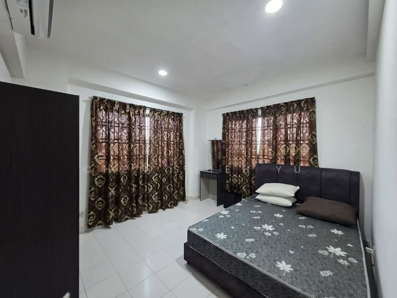 Apartment for Sale at Danga View Apartment - Chen Shieh Yu - Bedroom - PropertyGuru.com.my