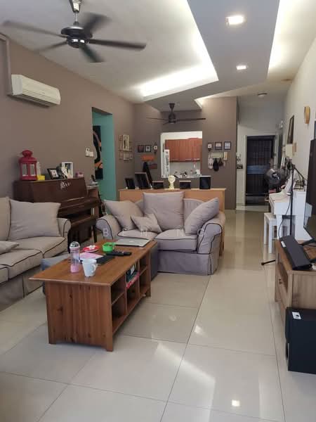Condominium for Sale at Vista Komanwel A - Ben Ng - Living Room - PropertyGuru.com.my