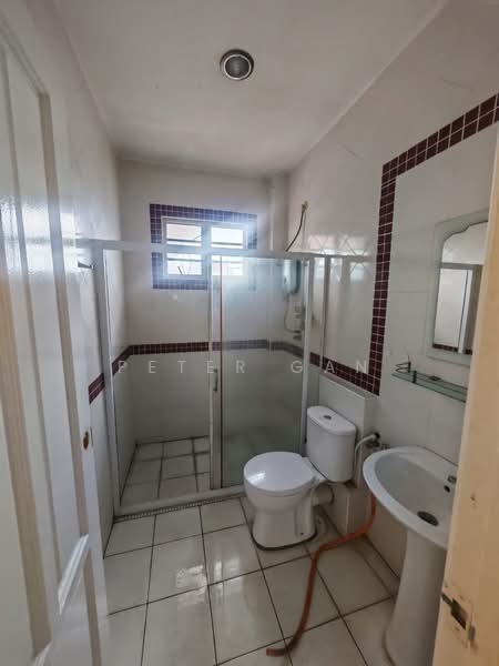 2-storey Terraced House for Sale in Bandar Seri Botani (Simpang Pulai) - Peter Gan - Bathroom - PropertyGuru.com.my