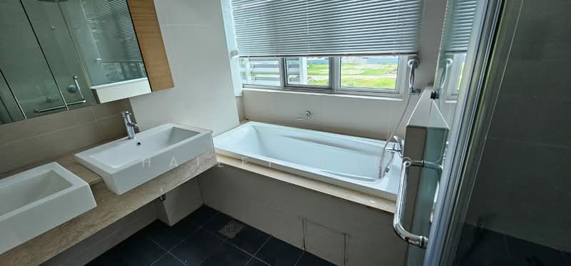 Condominium for Rent at BayStar Condominium - Hailey Wong - Bathroom - PropertyGuru.com.my