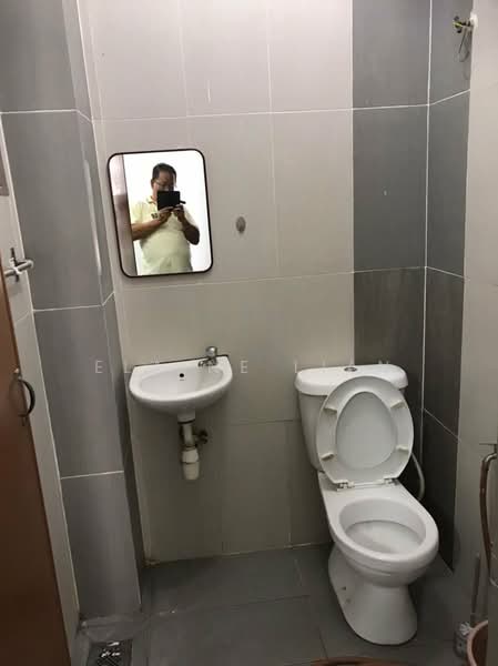 Rumah Teres 2 Tingkat untuk Disewa di Usj 13 (Subang Jaya) - Elaine Lian - Bathroom - PropertyGuru.com.my