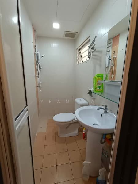 Townhouse for Sale in Batu Caves (Selangor) - Yean Ma - Bathroom - PropertyGuru.com.my