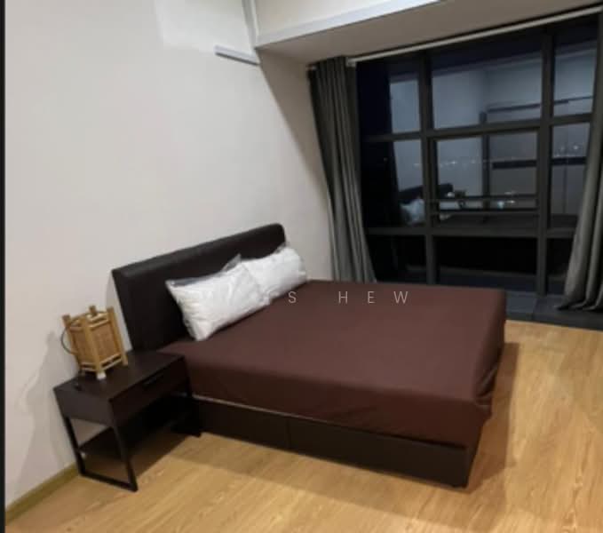 Condominium for Rent at Amberside @ Country Garden Danga Bay - Mavis Hew - Bedroom - PropertyGuru.com.my