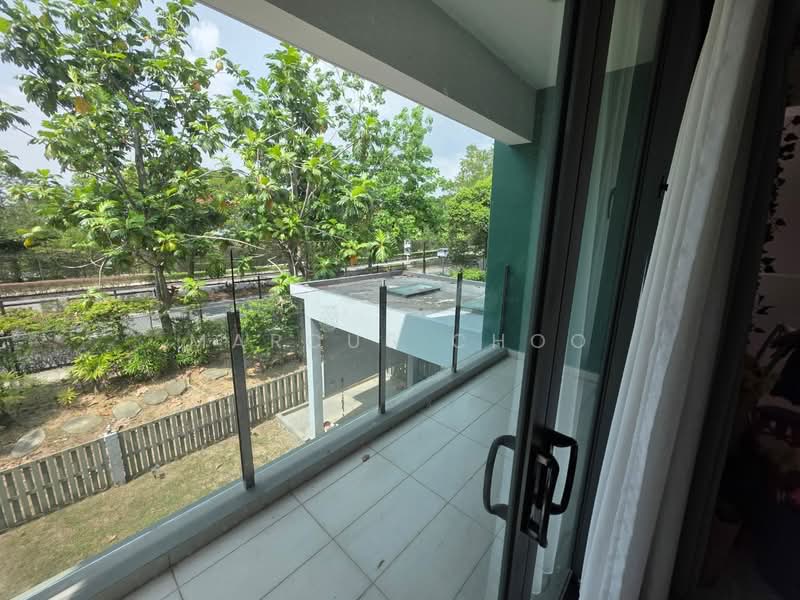 Rumah Berkembar untuk Dijual di Lepironia Gardens (Cyberjaya) - Marcus Choo - Balcony - PropertyGuru.com.my