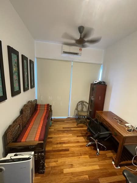 Kondominium untuk Dijual di Queens Residences Q1 @ Queens Waterfront - Jenn Chei Teoh - Study - PropertyGuru.com.my