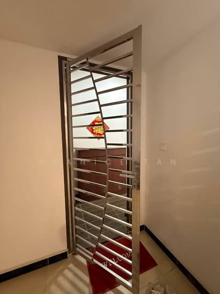 Condominium for Sale at Bay Point @ Country Garden Danga Bay - Shanice Tan - Entrance - PropertyGuru.com.my