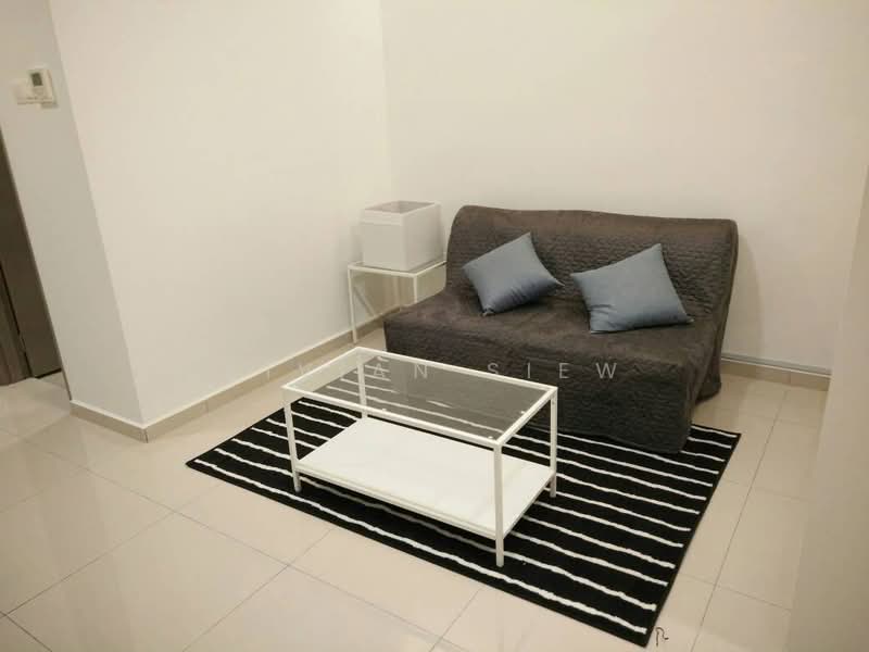 Servis Apartment untuk Disewa di Pinnacle Petaling Jaya - Vivian Siew - Living Room - PropertyGuru.com.my