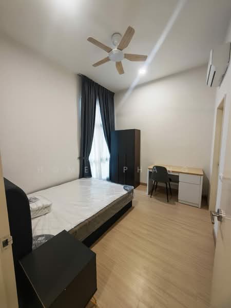 Kondominium untuk Disewa di Brezza Hill - Homer Phang - Bedroom - PropertyGuru.com.my