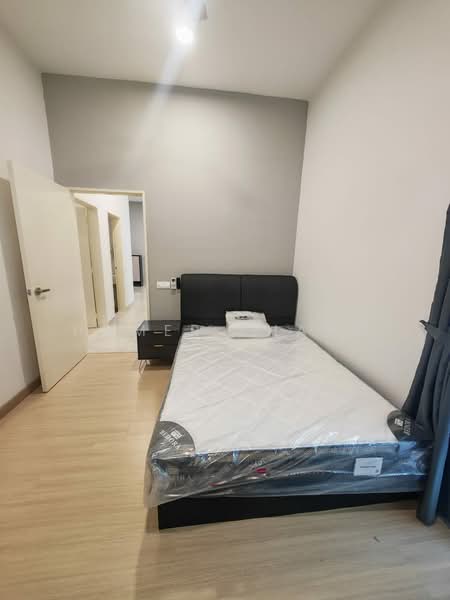 Kondominium untuk Disewa di Brezza Hill - Homer Phang - Bedroom - PropertyGuru.com.my