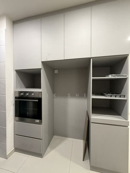 Servis Apartment untuk Disewa di Country Garden Central Park - Teik Shen - Kitchen - PropertyGuru.com.my