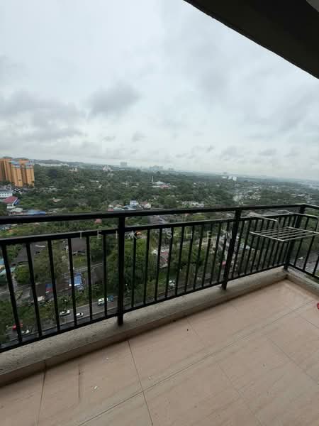 Servis Apartment untuk Disewa di Country Garden Central Park - Teik Shen - Balcony - PropertyGuru.com.my