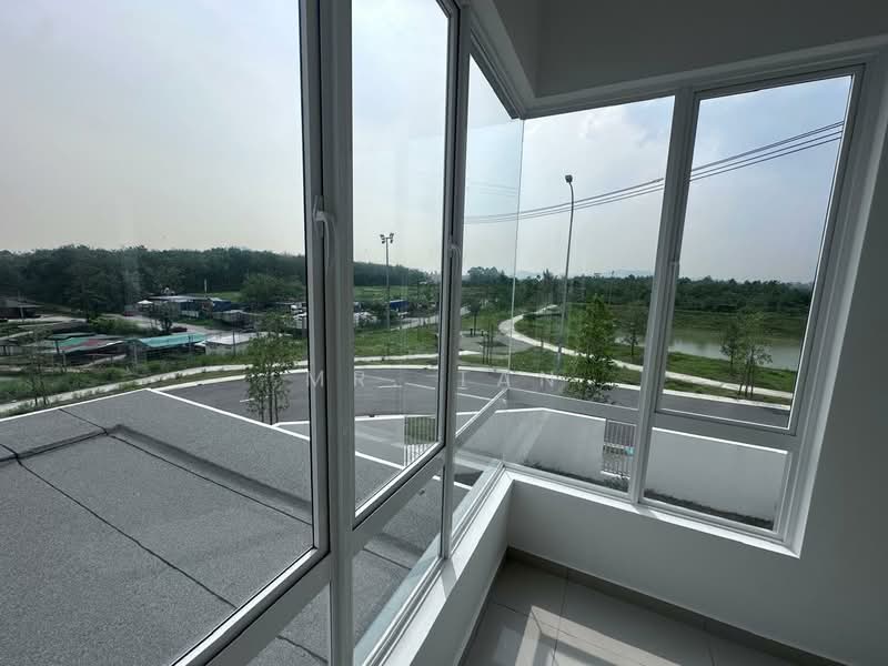 Rumah Teres 2 Tingkat untuk Disewa di Bandar Sri Sendayan (Negeri Sembilan) - Mr. Tan - View - PropertyGuru.com.my